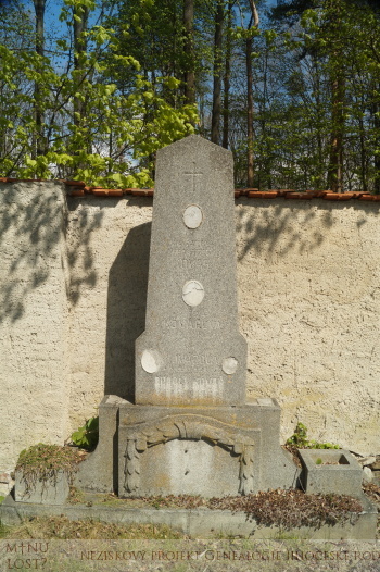 dokumentace pomníku_386